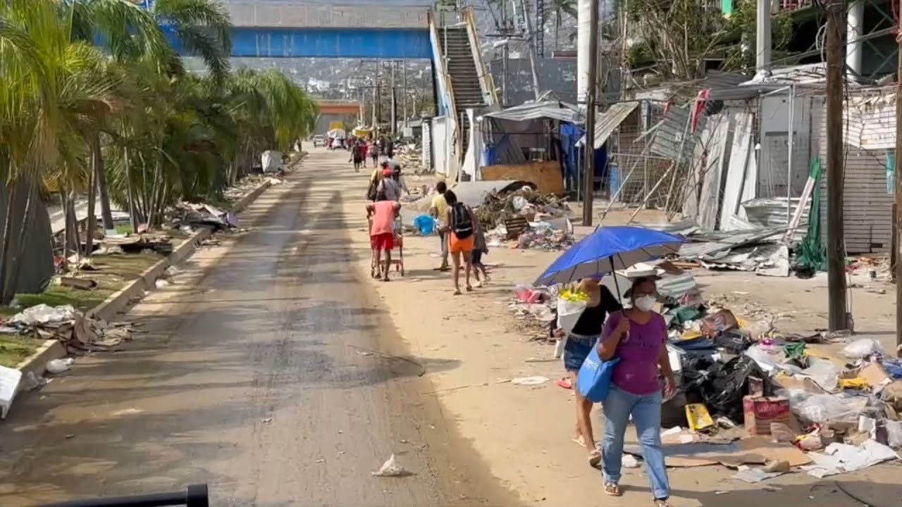 El Ej&eacute;rcito toma el control en un Acapulco tras saqueos