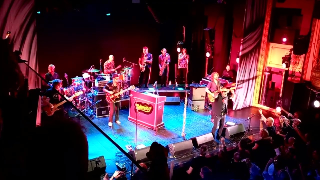 Burning - Teatro Eslava 30/10/22