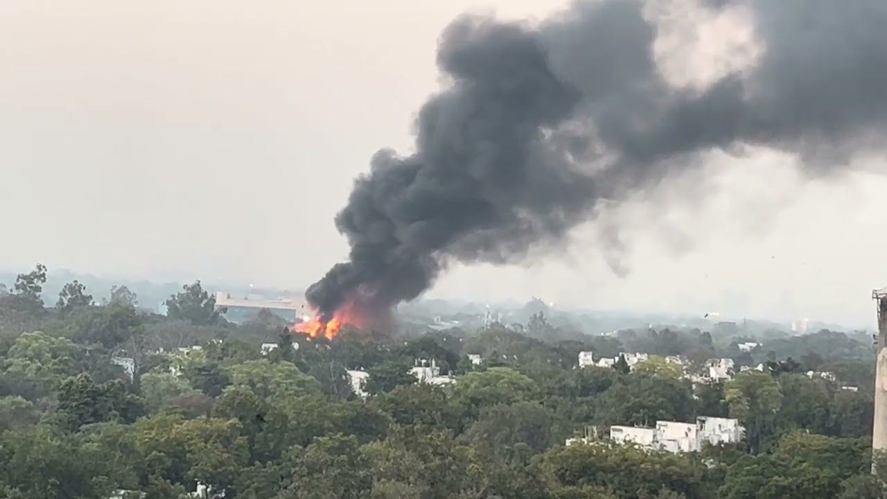Fire outburst in Delhi's NDMC Godown, Safdarjung area. 