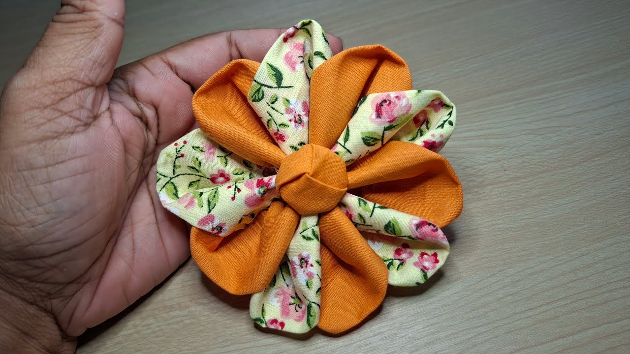 Flor feita com retalhos, fácil de fazer e diferente
