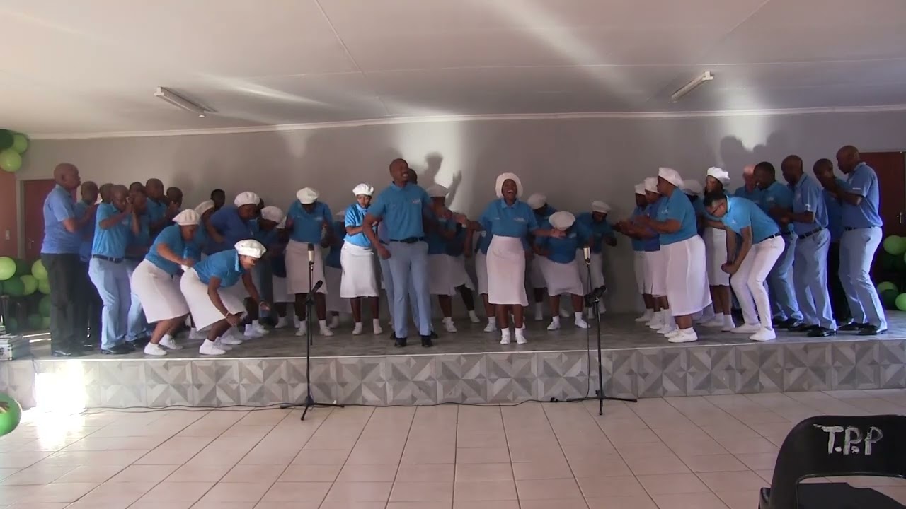 MAJALEFA A MORENA - KE FUMANE MOQHAKA