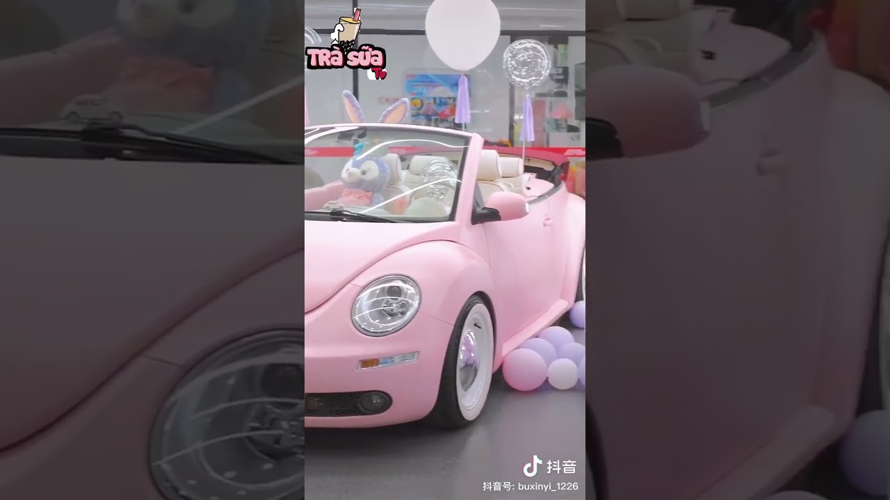 Pink Volkswagen Beetle