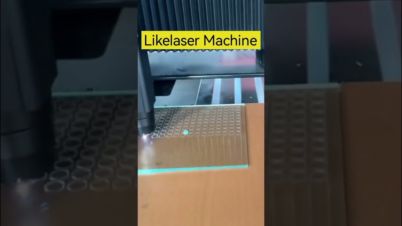 #laser #glass #cut Picosecond laser cuts glass at high speed. Fast speed and smooth edge.
