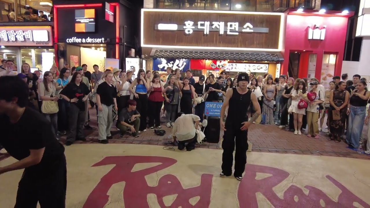 OneOf#원오브 HongDae#홍대 Busking#버스킹 20250904 DJI 0488