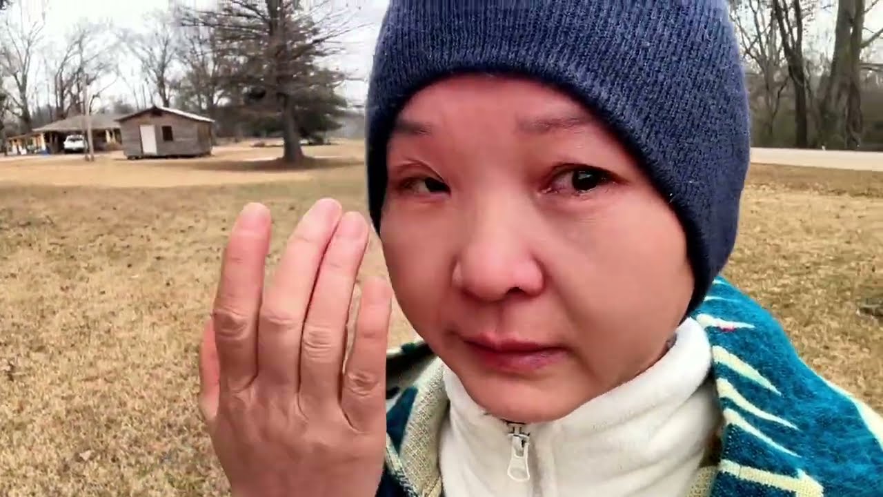 傷過痛過愛過，人世間的是非對錯誰也斷不清辯不明。