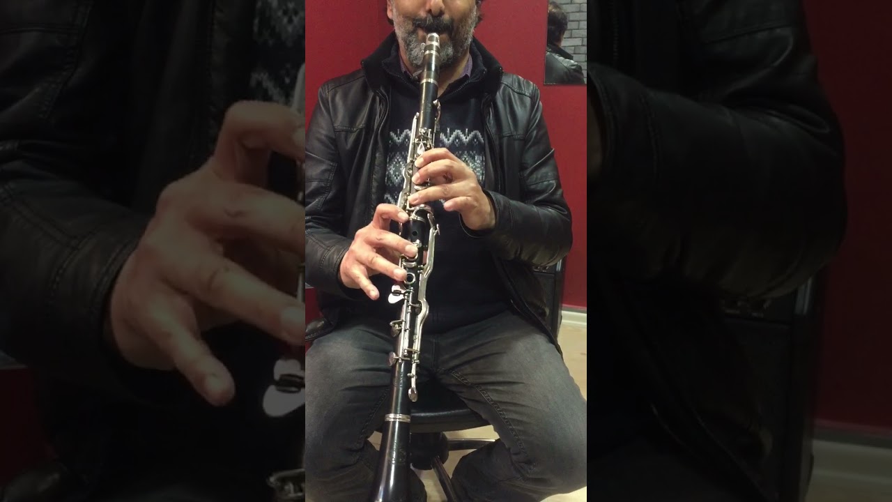 Besame Mucho: Sol klarnet ile &ouml;dev ama&ccedil;lı basit eser icrası
