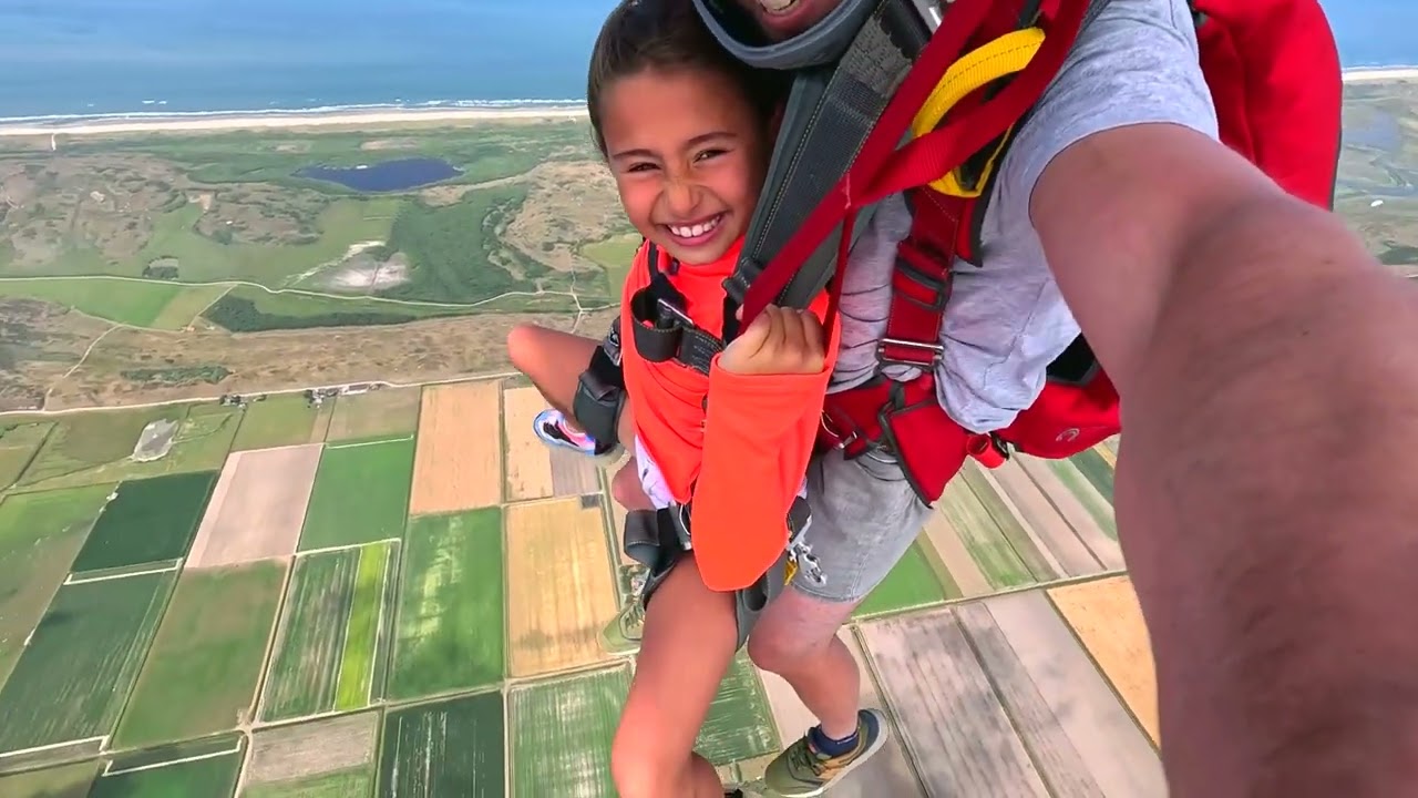 skydive,  Saars 2nd jump .full version. Texel 2023