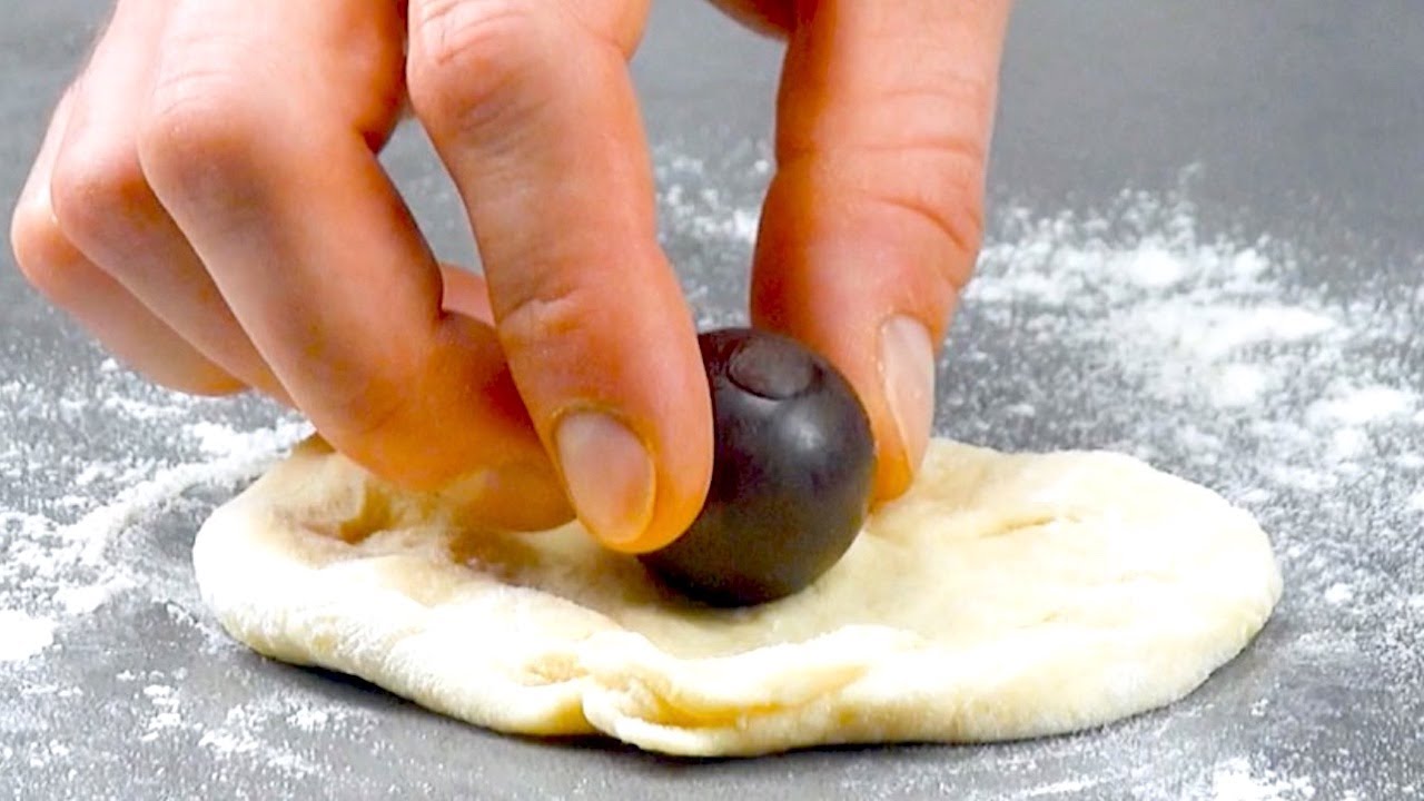 3 Stuffed Bread Recipes You're Going To Fall For!