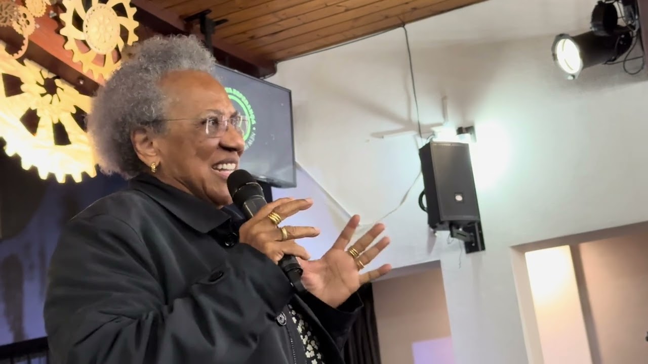 Oração do Pai Nosso - Mateus 6:9 com Edmeia Williams @edmeiawilliamsoficial