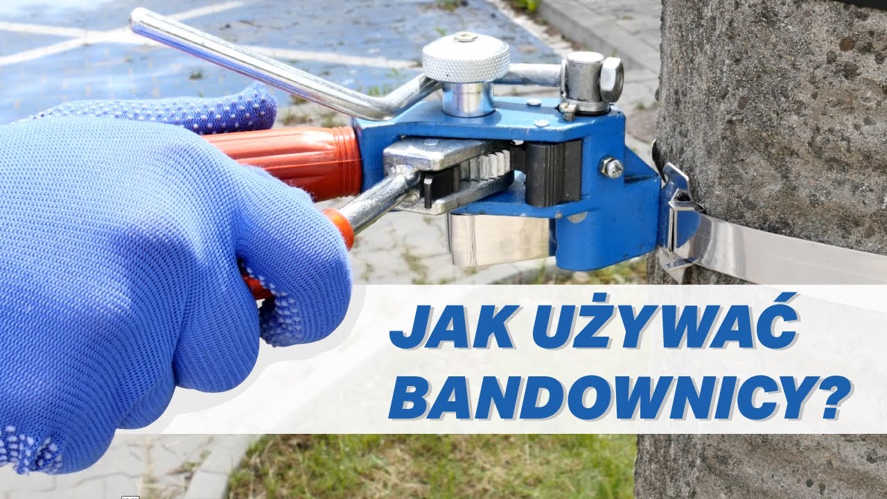 Instalacja przełącznicy światłowodowej na słupie za pomocą taśmy stalowej