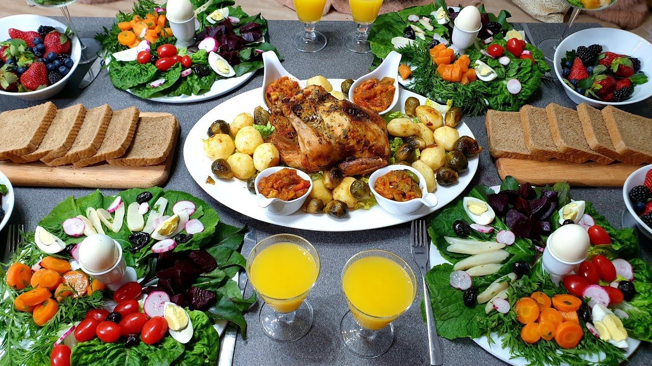 مائدة غداء راقية بمكونات بسيطة🐔🐔دجاجة محشوة في الفرن 😋😋