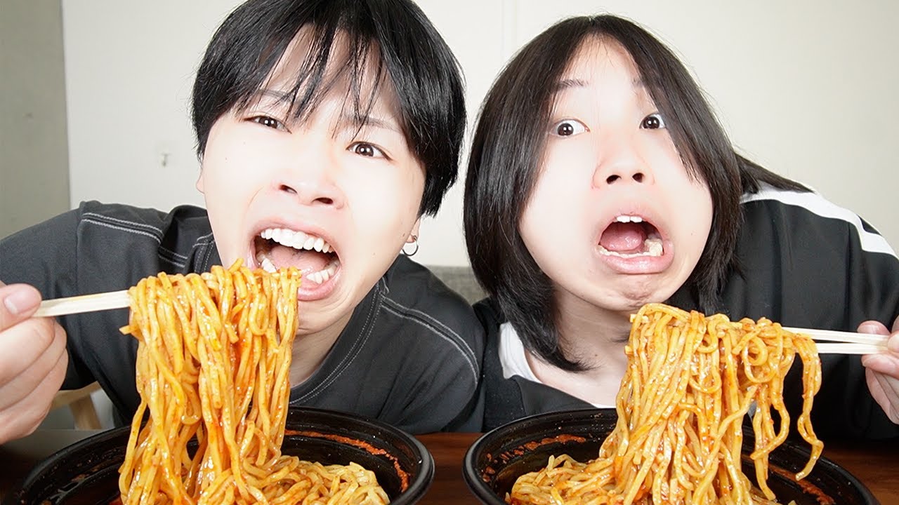 【超激辛】兄弟で蒙古タンメン北極食べたら弟がぶっ壊れたwww