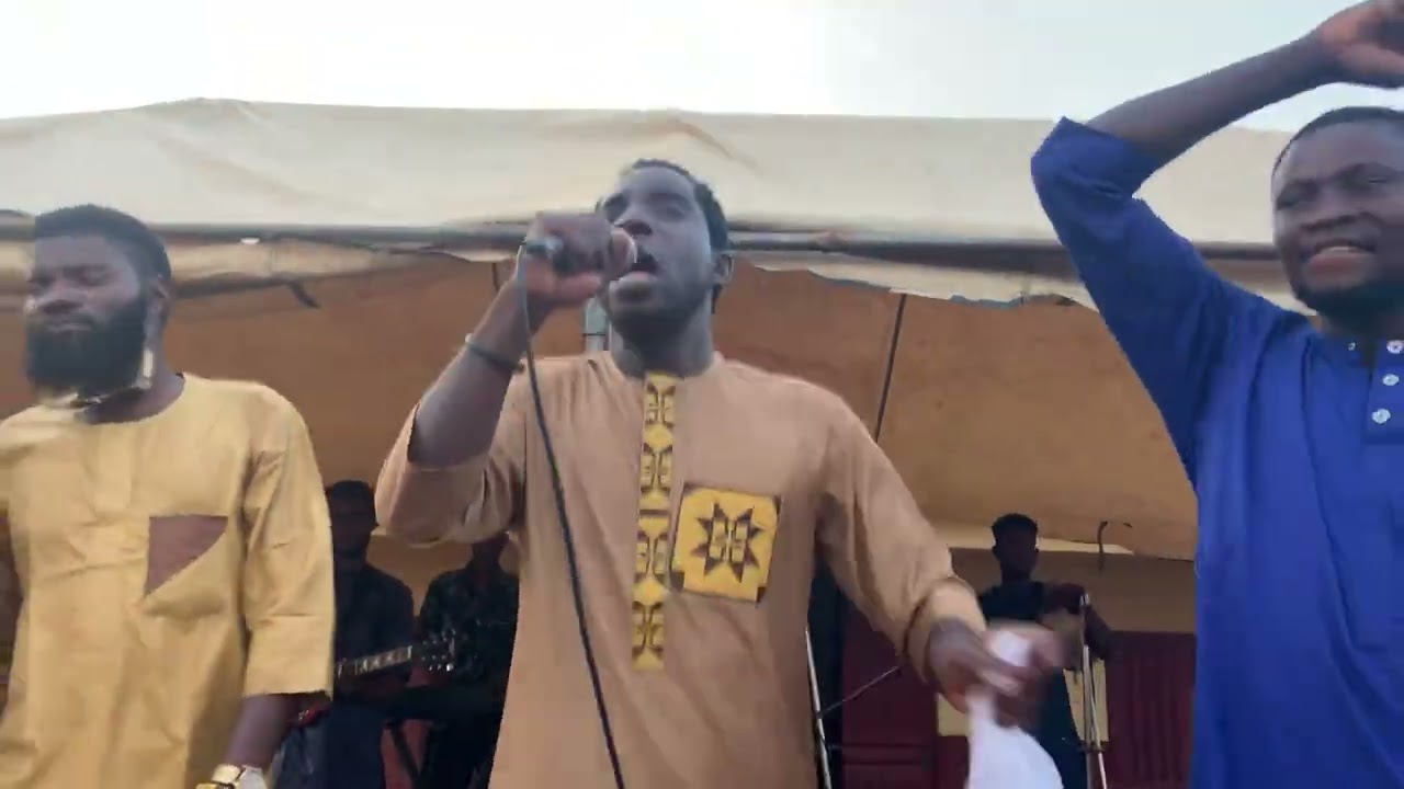FANCE SHOW LOVE  FOR ALHAJI IDRIS ALOMA OBALOLA