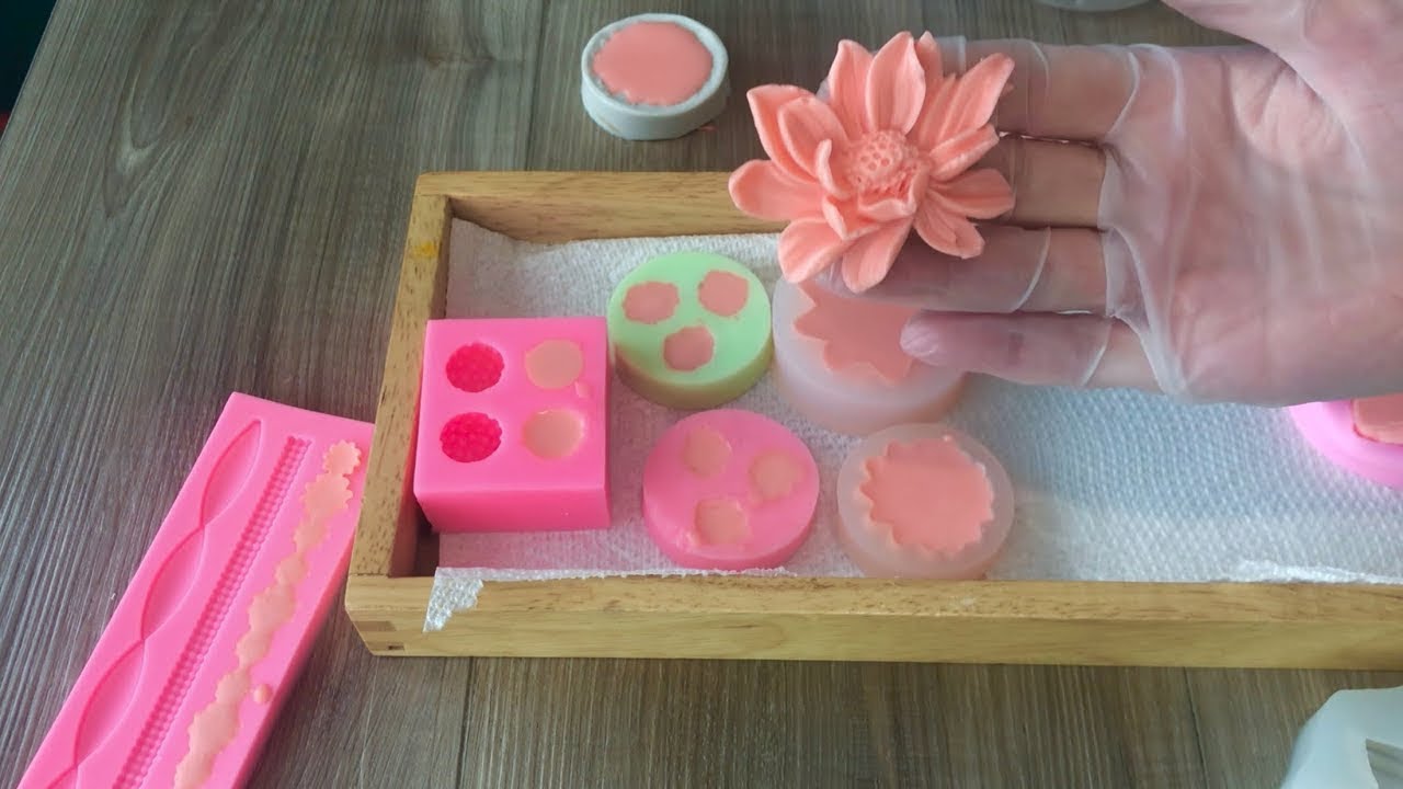 Elastic molding cream. Эластичные кремовые цветы в формах-молдах🌺Эксперемент
