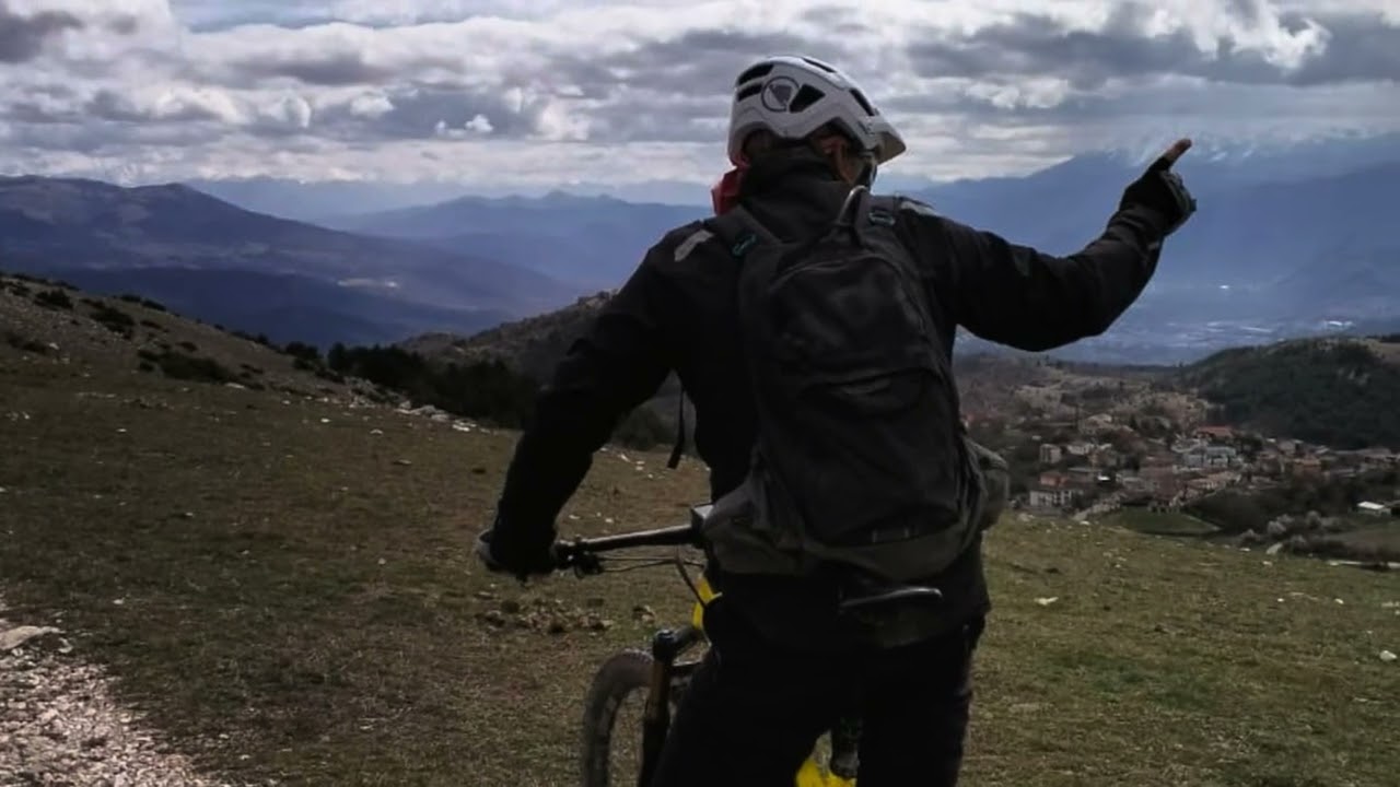 in vetta al monte Stabiata nel Parco Nazionale del Gran Sasso d’Italia e Monti della Laga 