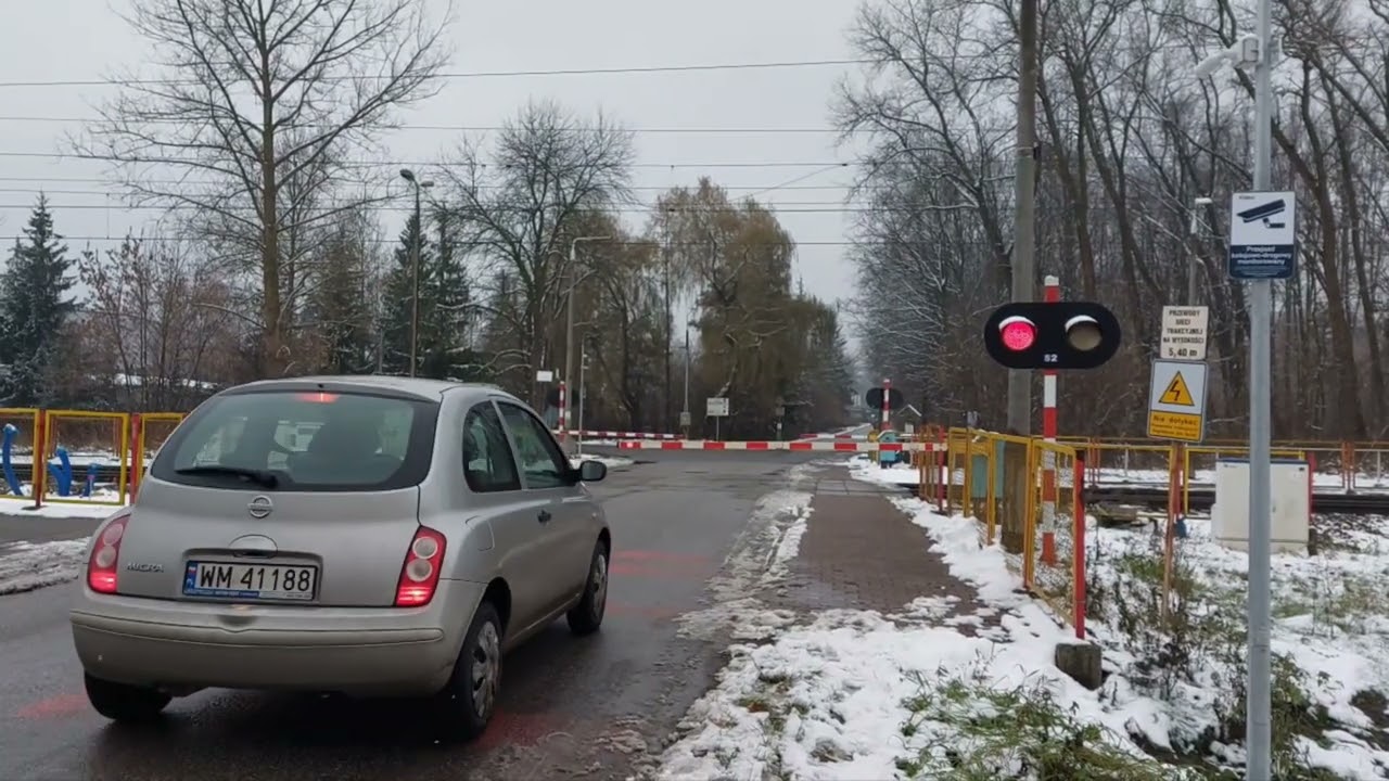 Przejazd kolejowy Mienia ul. Spacerowa \ Railroad Crossing