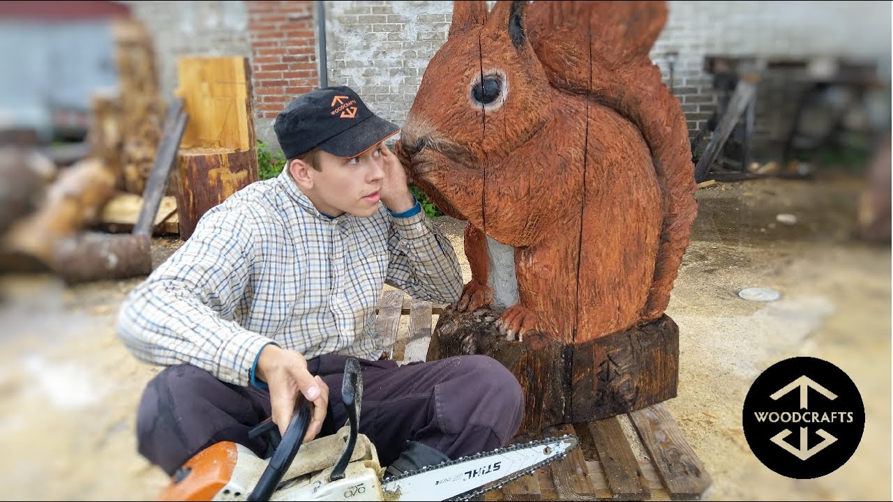 Woodcarving - A Huge Chainsaw Squirrel