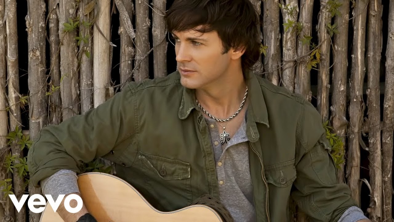 Axel - Todo Vuelve (Lyric Video)