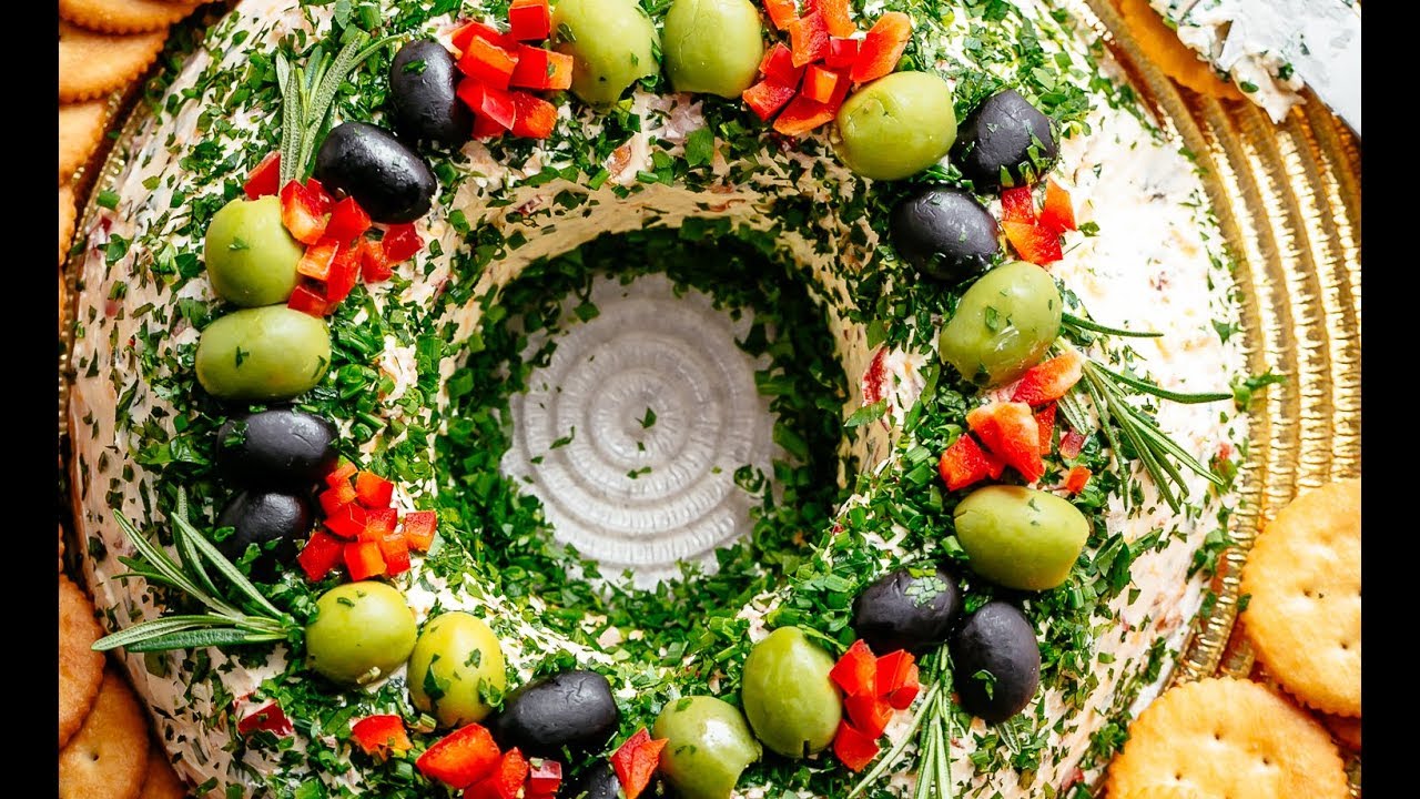 Recipe: Christmas Bacon Cheese Ball Wreath – Festive, Make-Ahead Holiday Hit