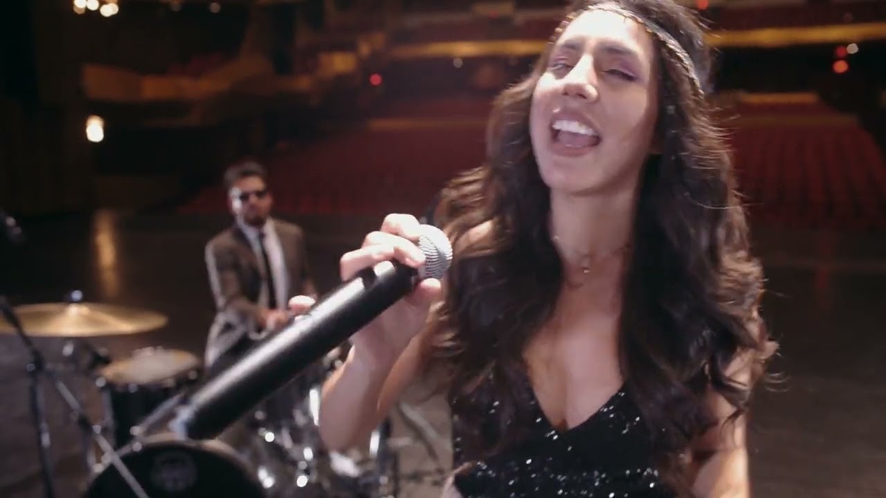 Fabiola Roudha interpreta (Natural woman, Aretha Franklin Cover)