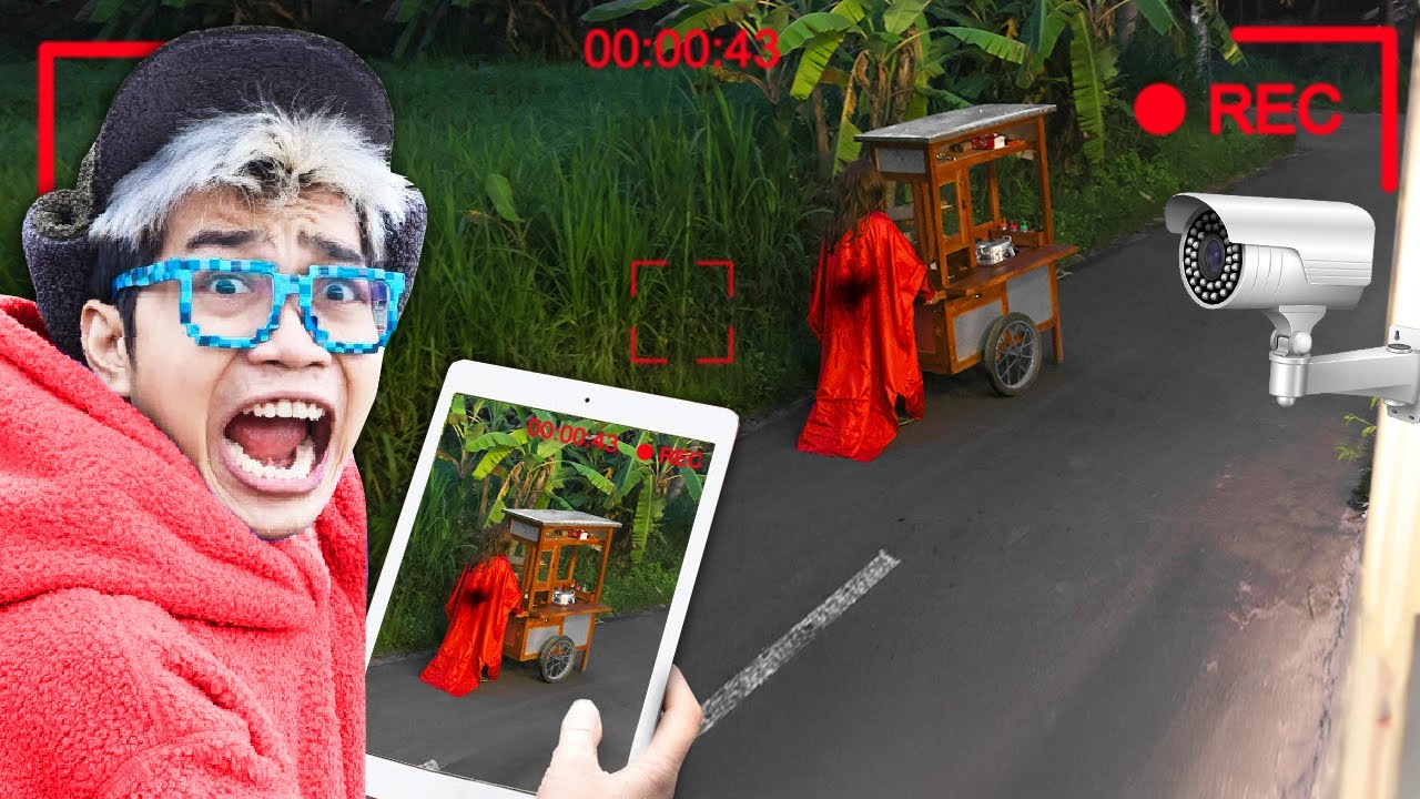 NGERI! CCTV MEREKAM KUNTILANAK MERAH BAWA BAKSO DI SAMPING RUMAH KITA!!! SAMPAI VIRAL DI KAMPUNGKU!