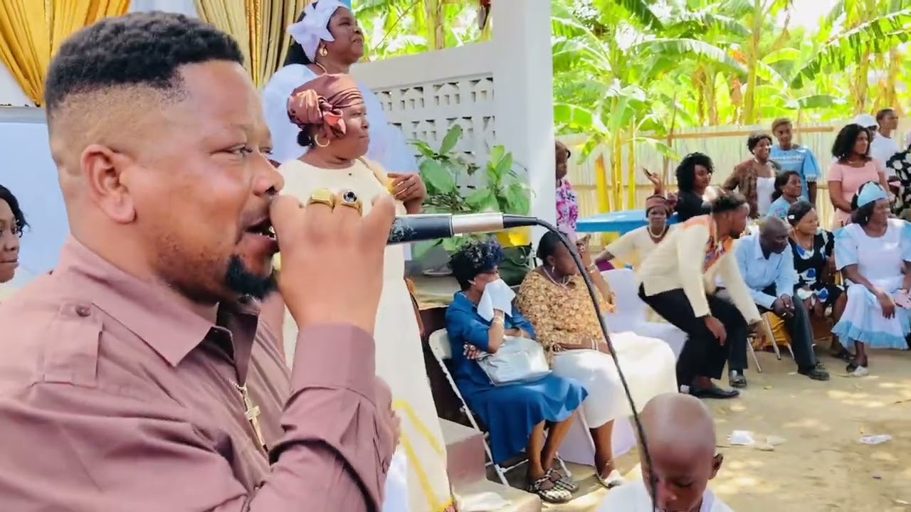 Tijan dantò show dence animasyon samba frèfrè nan fèt vyèj mirak