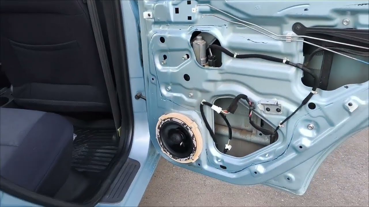 Замена задних штатных динамиков в Hyundai Getz на DL Audio Anaconda 165 Coax