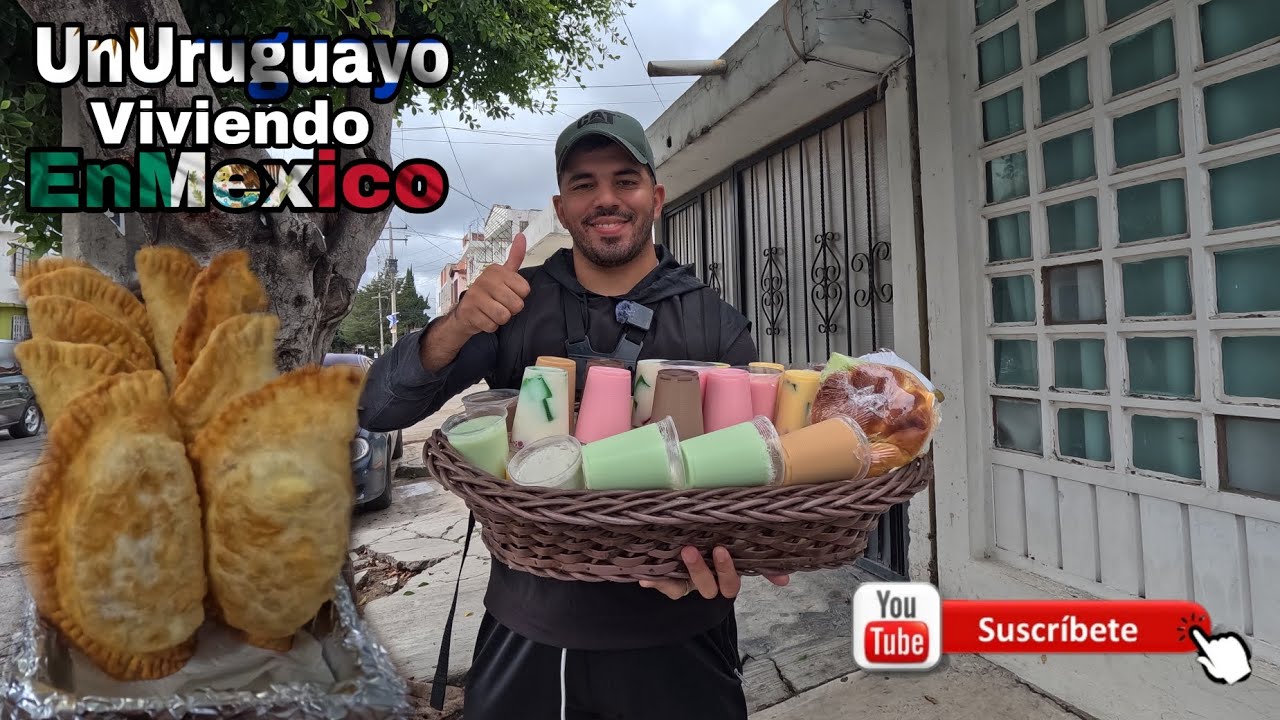 Extranjero que viene de Uruguay a vender empanadas en las calles de Puebla, México. #viral #mexico