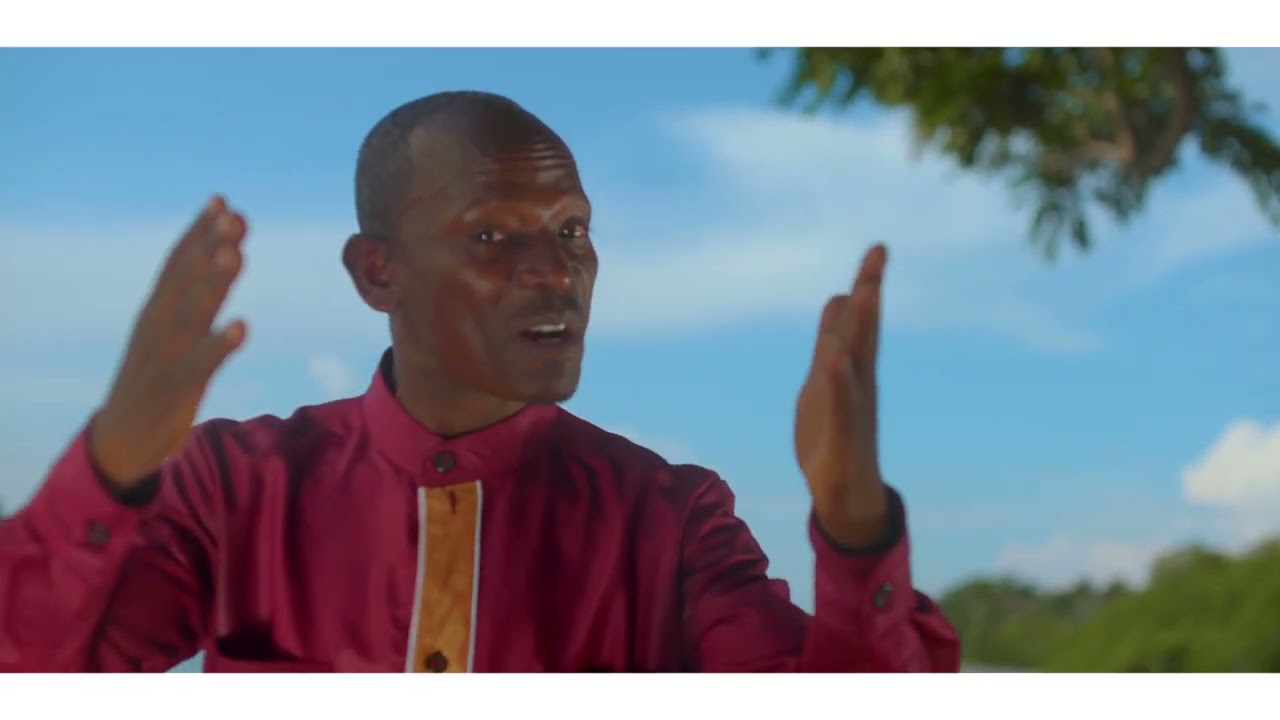 Musengwa Byakola.                 Recent official lusoga video by pastor Tom Mukungu