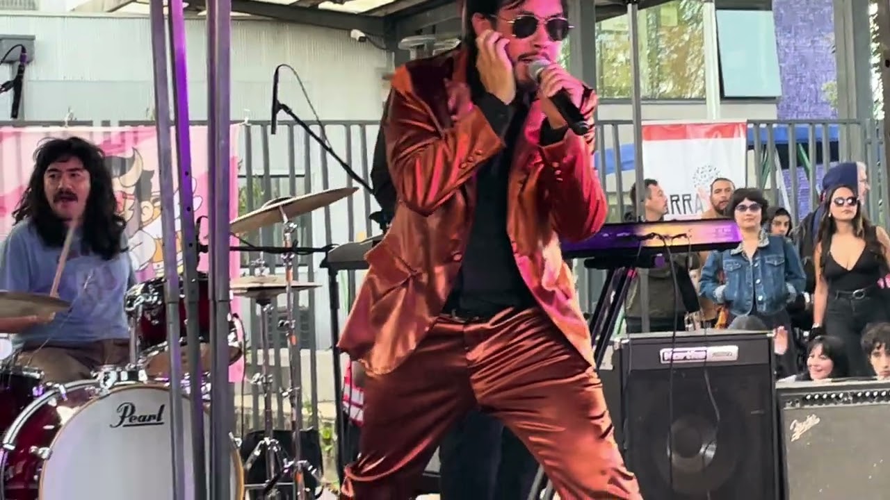 Crist&oacute;bal Brice&ntilde;o en Festival de Cervezas en Valdivia, 14 feb 2026, d&iacute;a del amor. #romanticos 