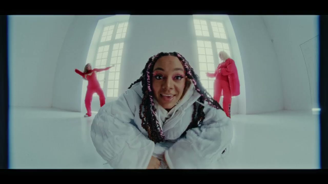 La Gabi - Rosa Melo (Official Video)