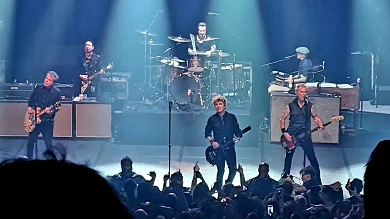 Green Day - Jesus of Suburbia, live, Bataclan, Paris, France, 4th November 2023