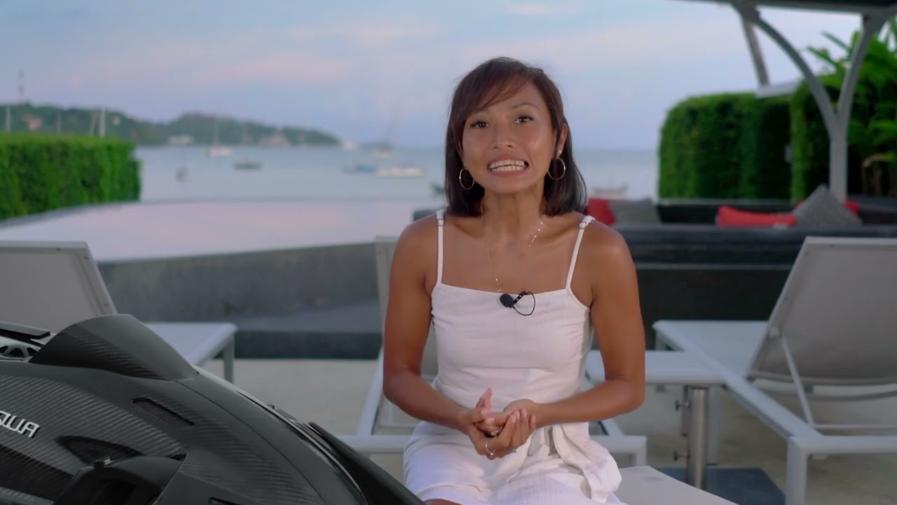 iAqua Video Testimonials -  Maria Zosa 6 x Free-diving Record Holder - Molchanovs