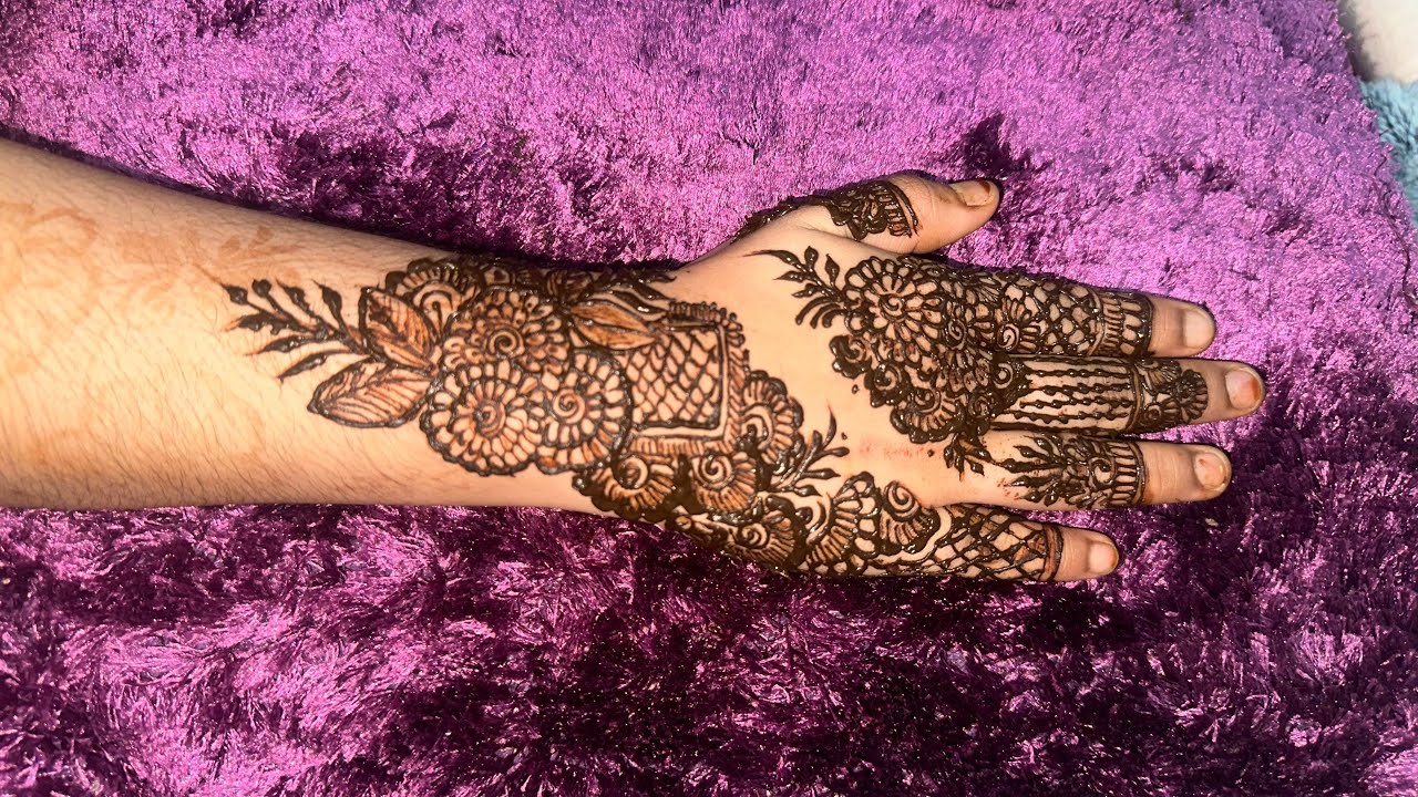 Ek meri frd ki khahani n simple mehindi design 💕💕💕#mehrajkhan #henna #hennaartist 