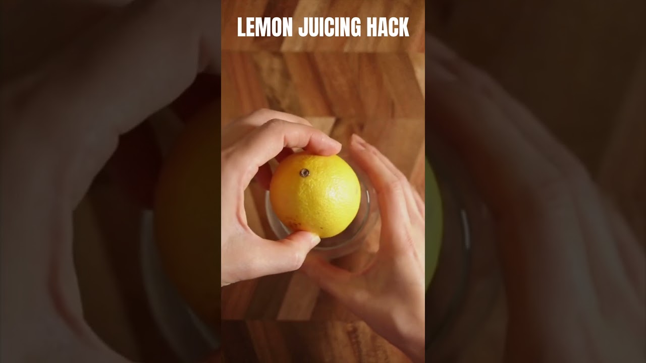 Lemon Squeezing Hack Without A Juicer 🍋- No Seeds I No Mess 