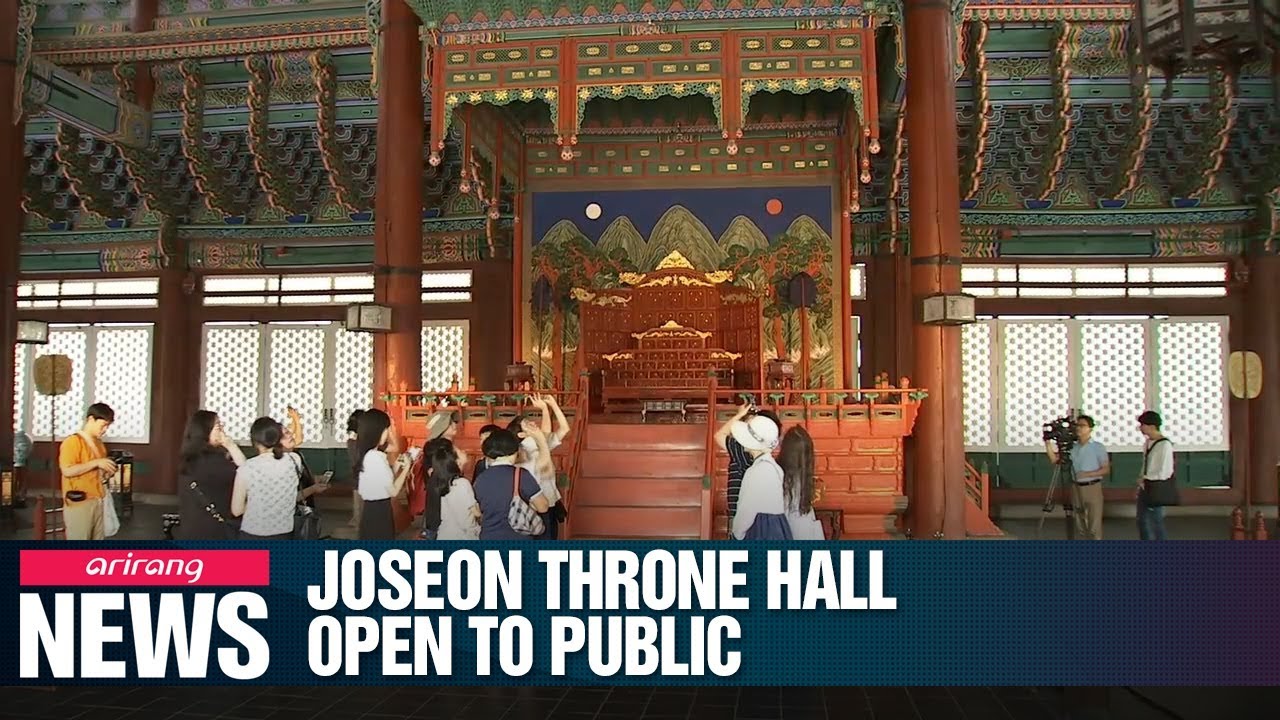 Throne hall of Gyeongbokgung Palace open to public for the first time
