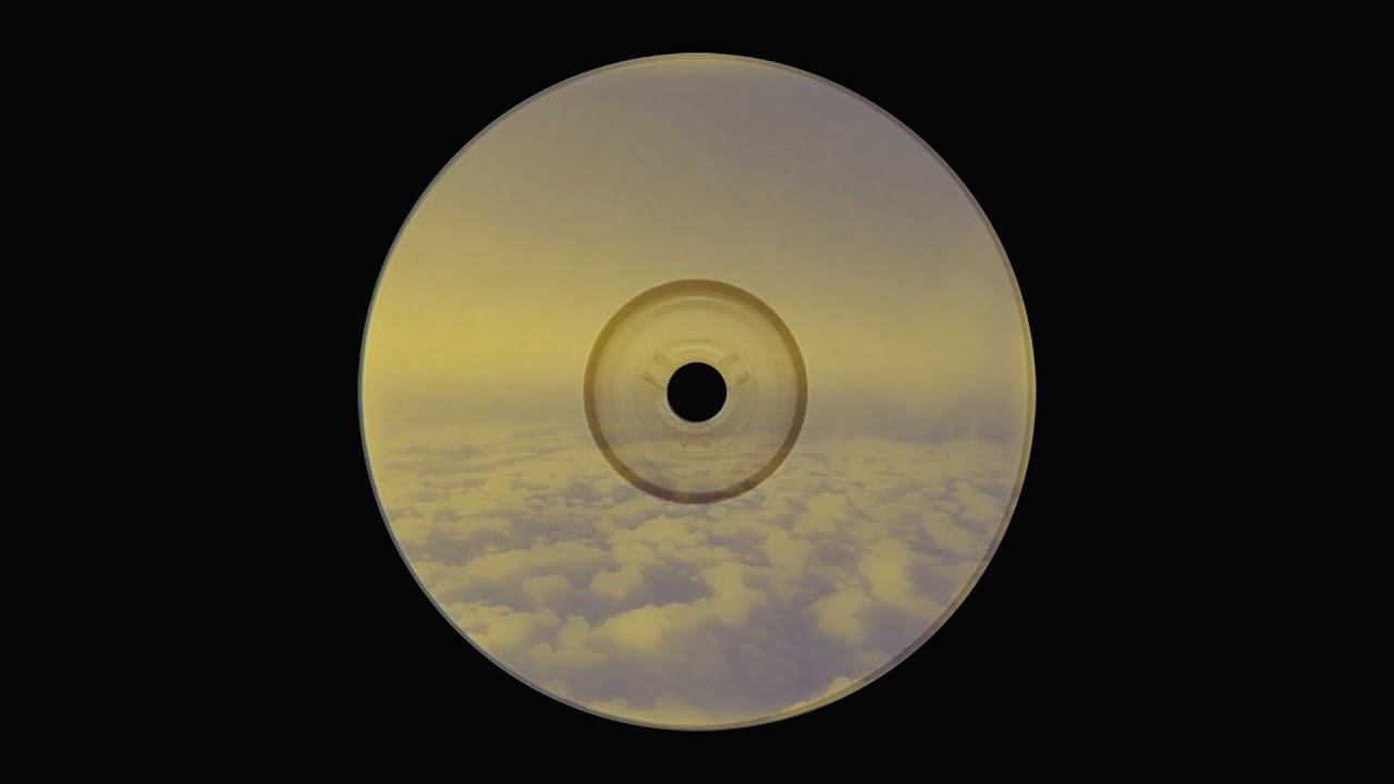 Deep house music to make you float among the clouds ☁️