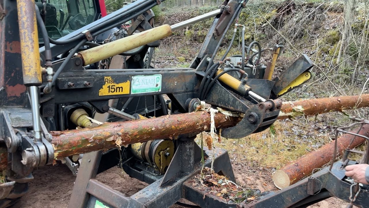 Köp Traktorprocessor / Stegmatare NIAB N-1501 på Klaravik