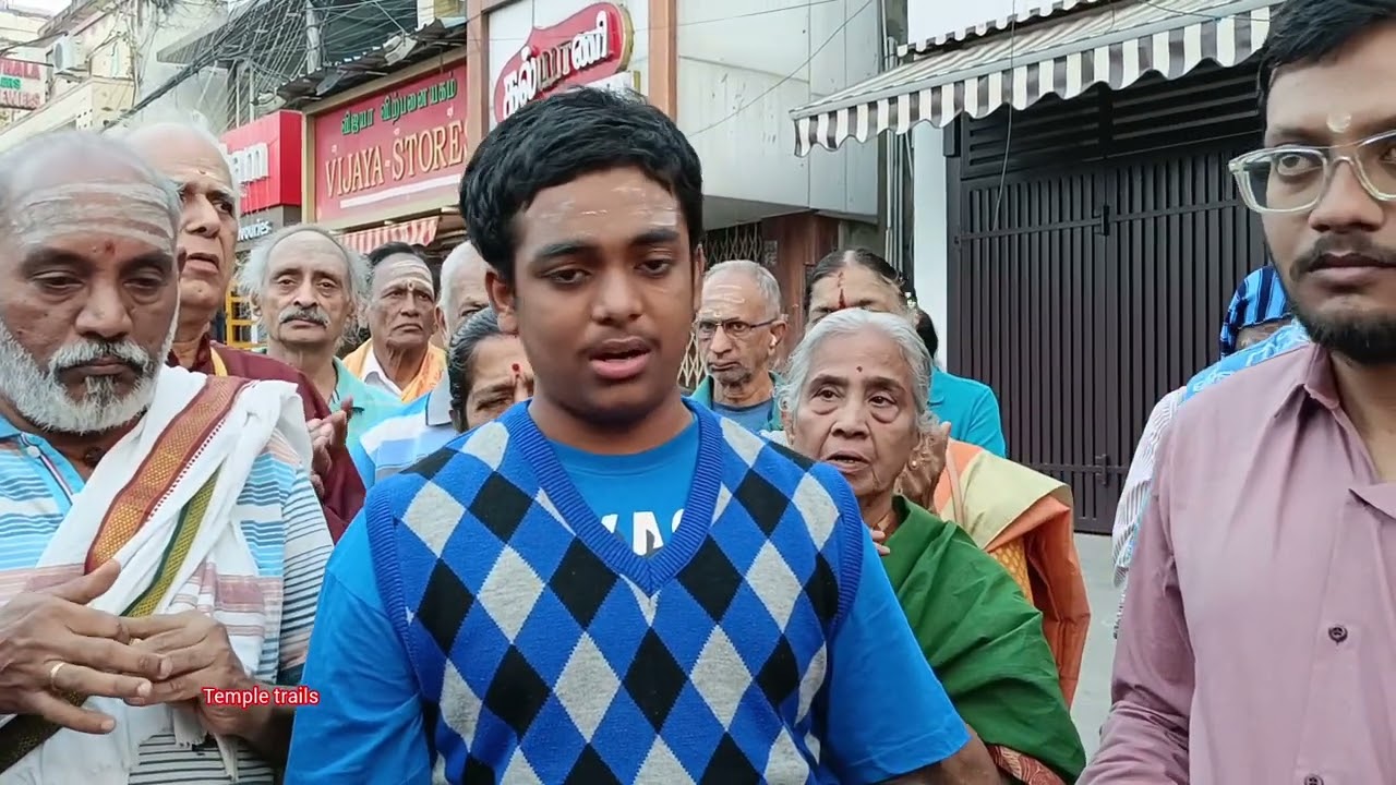 கிரிதாரி கிரிதாரி கோவர்த்தன கிரிதாரி Sri Vardan சூப்பர் பஜன் 5.1.26.