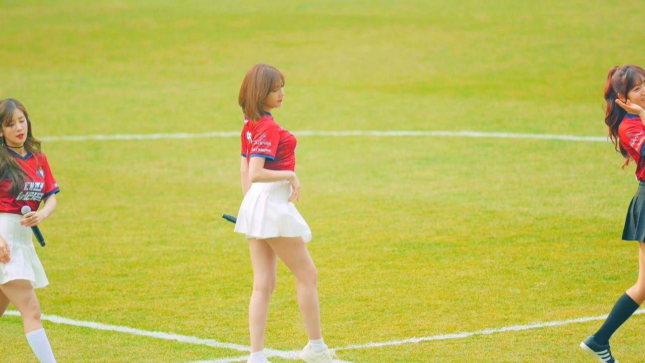 Color grading [4k Fancam/직캠] 170312 에이핑크 (Apink) - Luv @ 대전시티즌홈개막전 축구