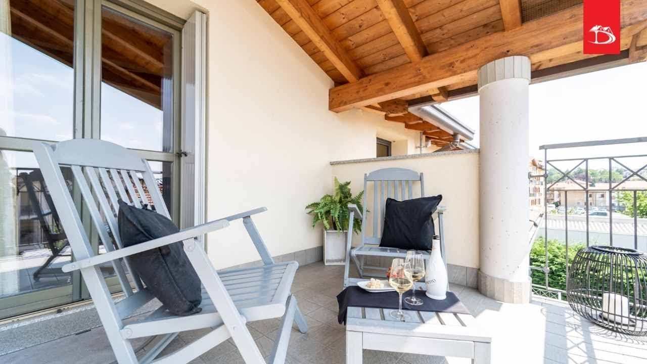 VENDUTO*** Bellissimo attico con magnifici terrazzi - Venegono Inferiore VA