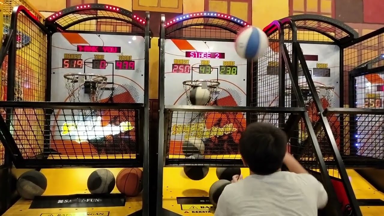 Hard Rim!! Highscore Street Basketball at Funworld Mall Alam Sutera