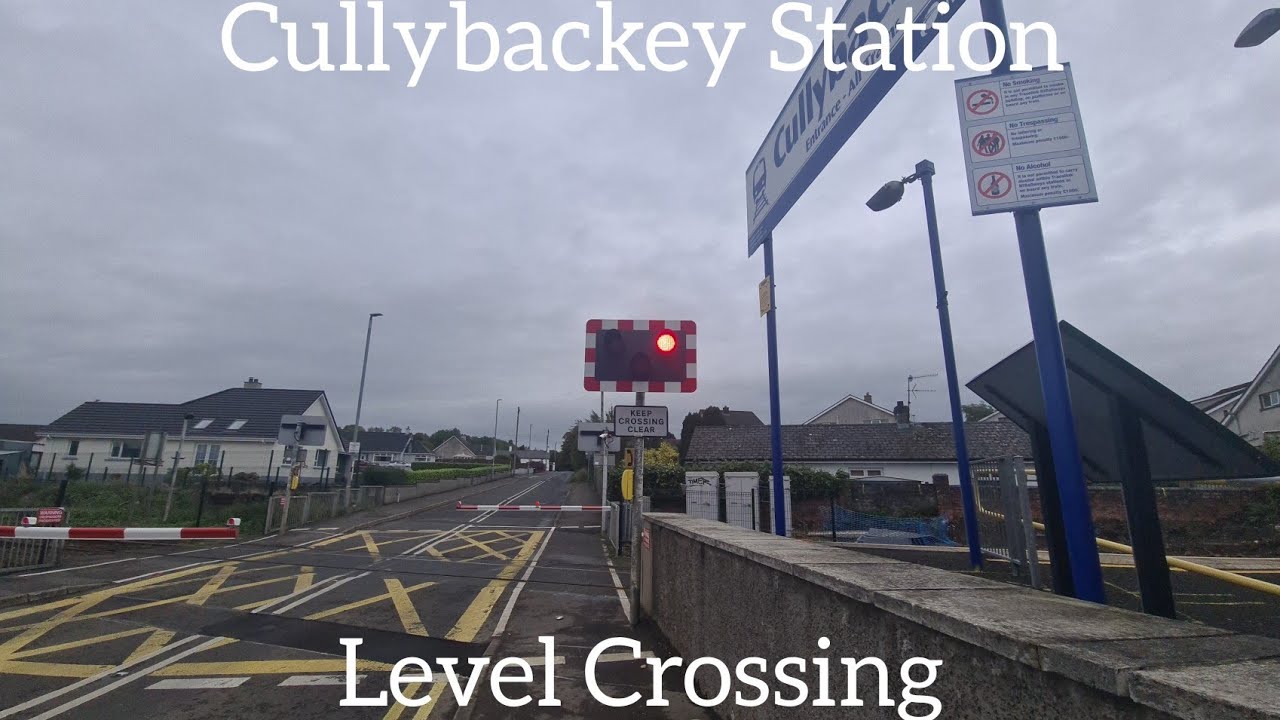 Cullybackey Station Level Crossing (Ballymena) Monday October 03.10.2022