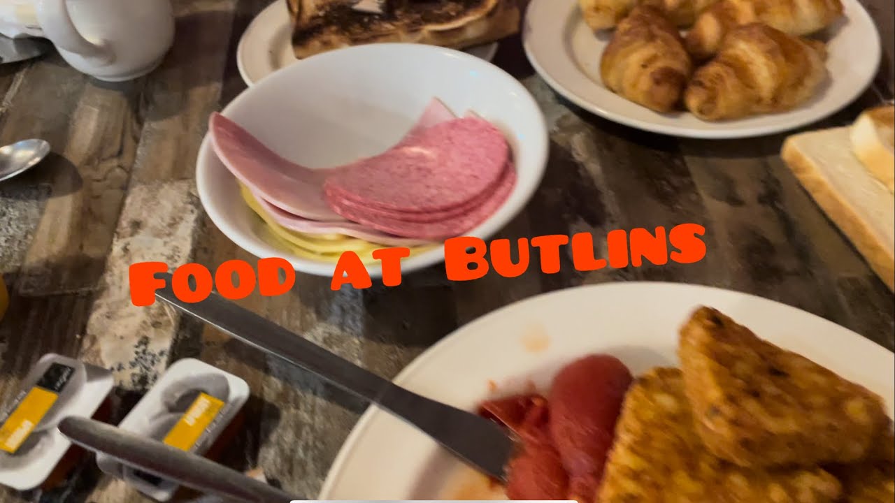 Food at Butlins food court