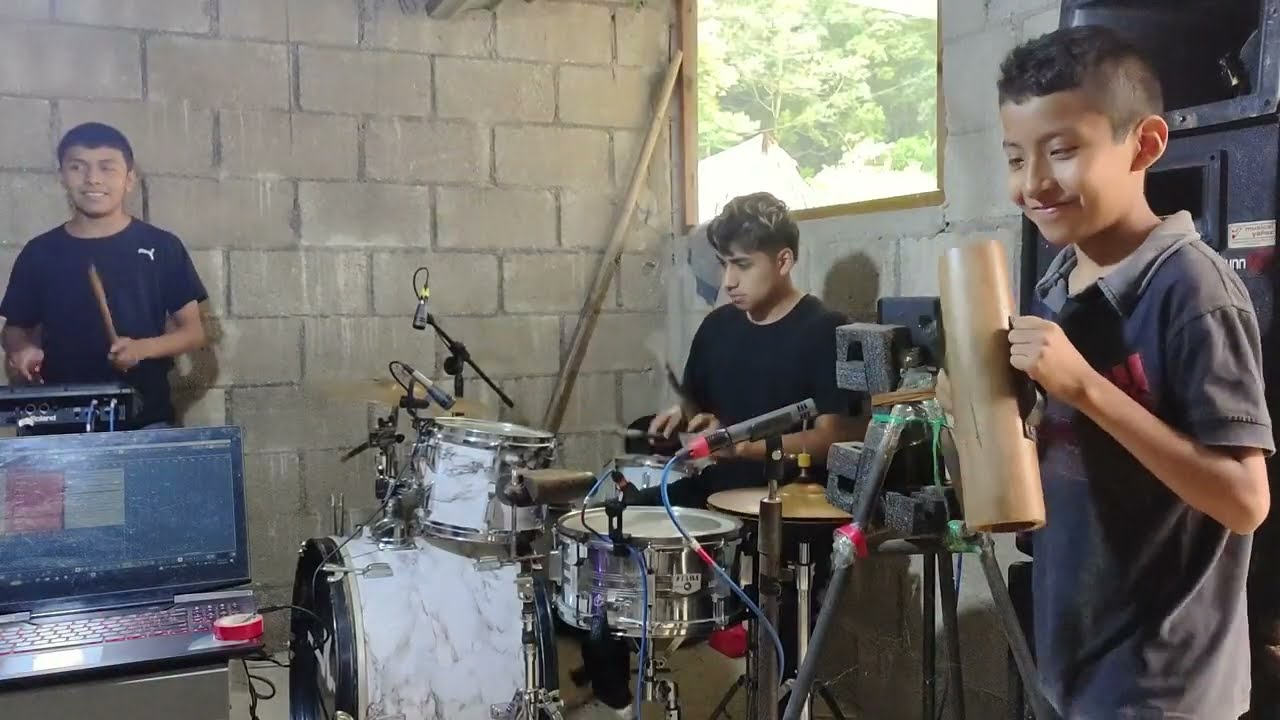 Ensayo recordando a los Caminantes cover ya viene amaneciendo... Grupo k-NDELA 2025