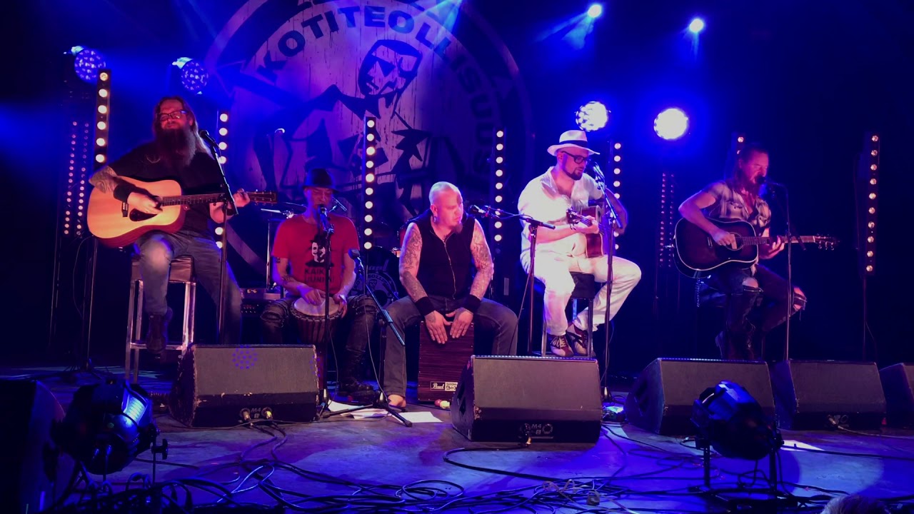 Kotiteollisuus Akustisesti Live@Circus 26.04.2019