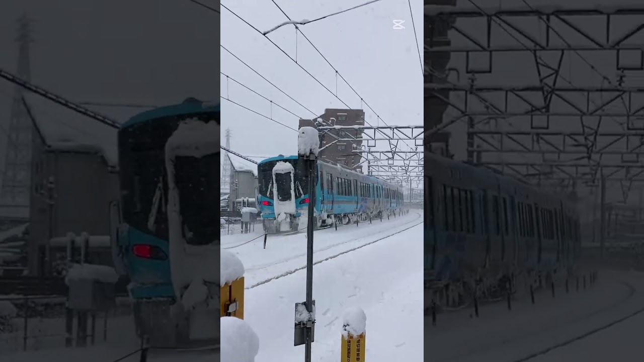 稲荷町での電車