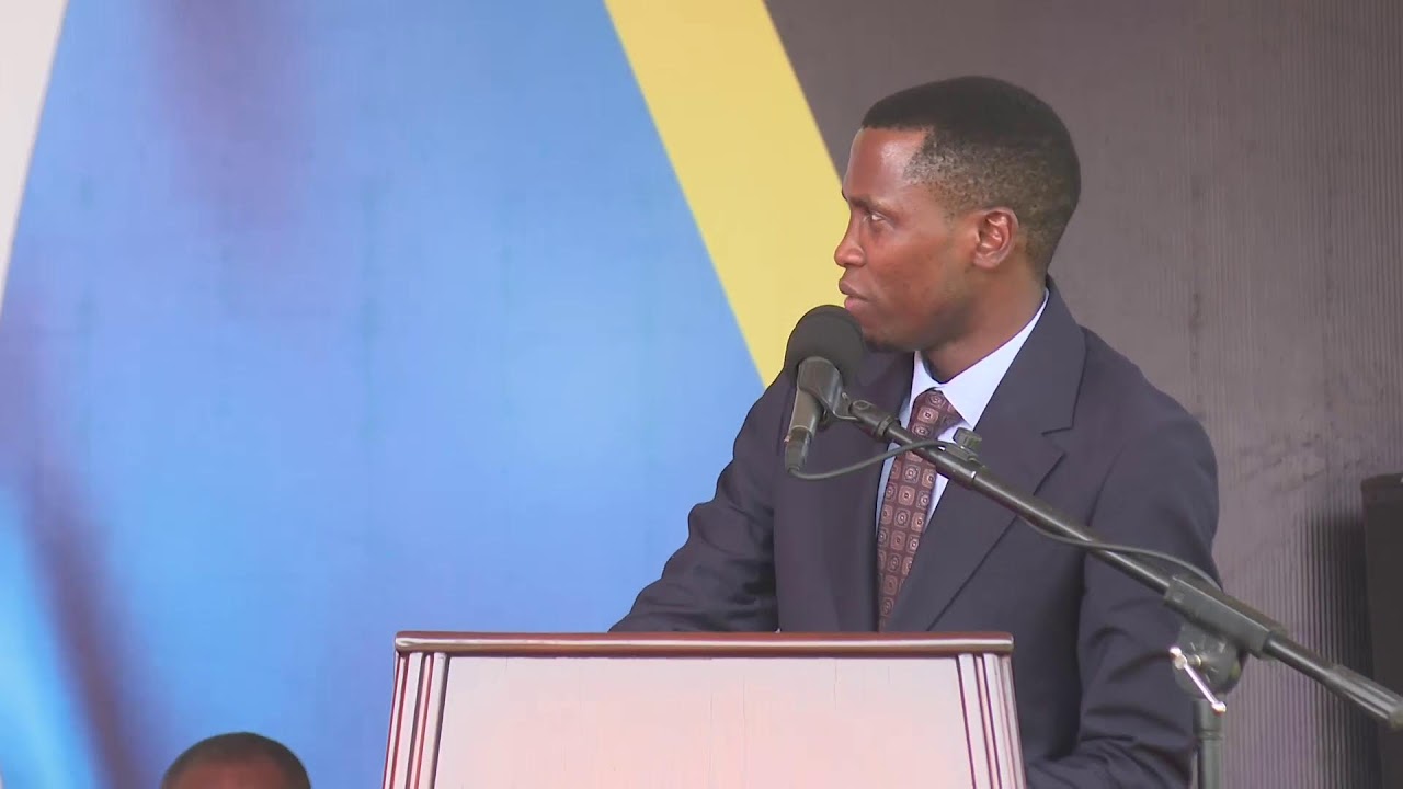 WAZIRI MKUU ANAZUNGUMZA NA WANANCHI WA KIBAONI-KATAVI