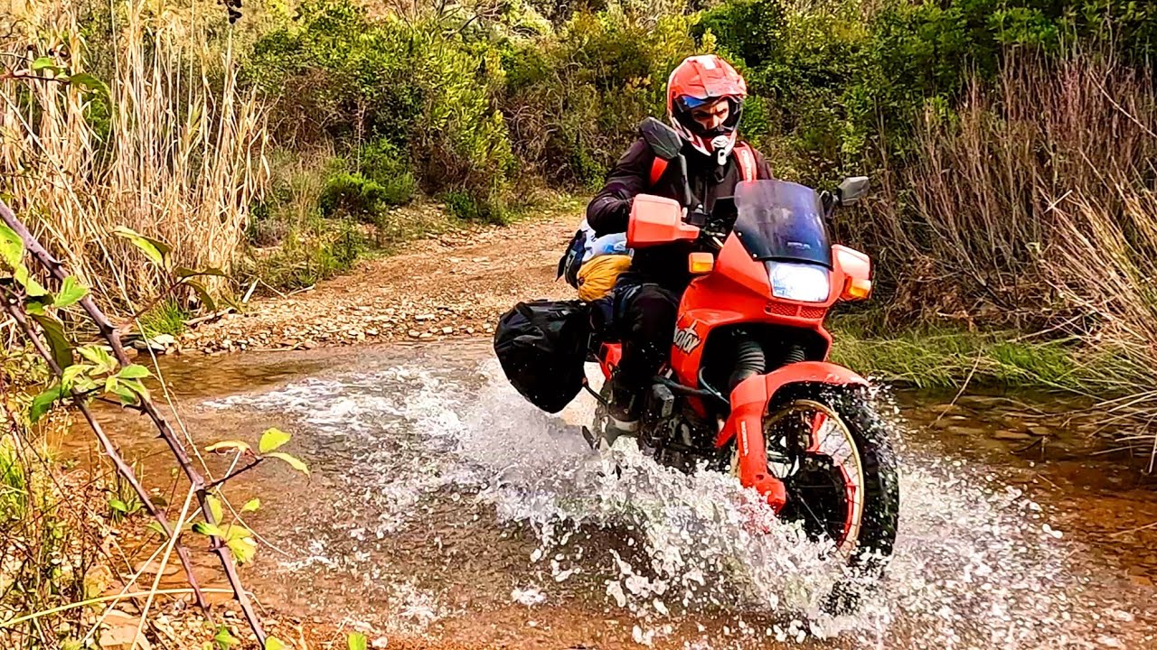 Honda Dominator OFFROAD на приключенческих загородных трассах Португалии/путешествие на мотоцикле/17