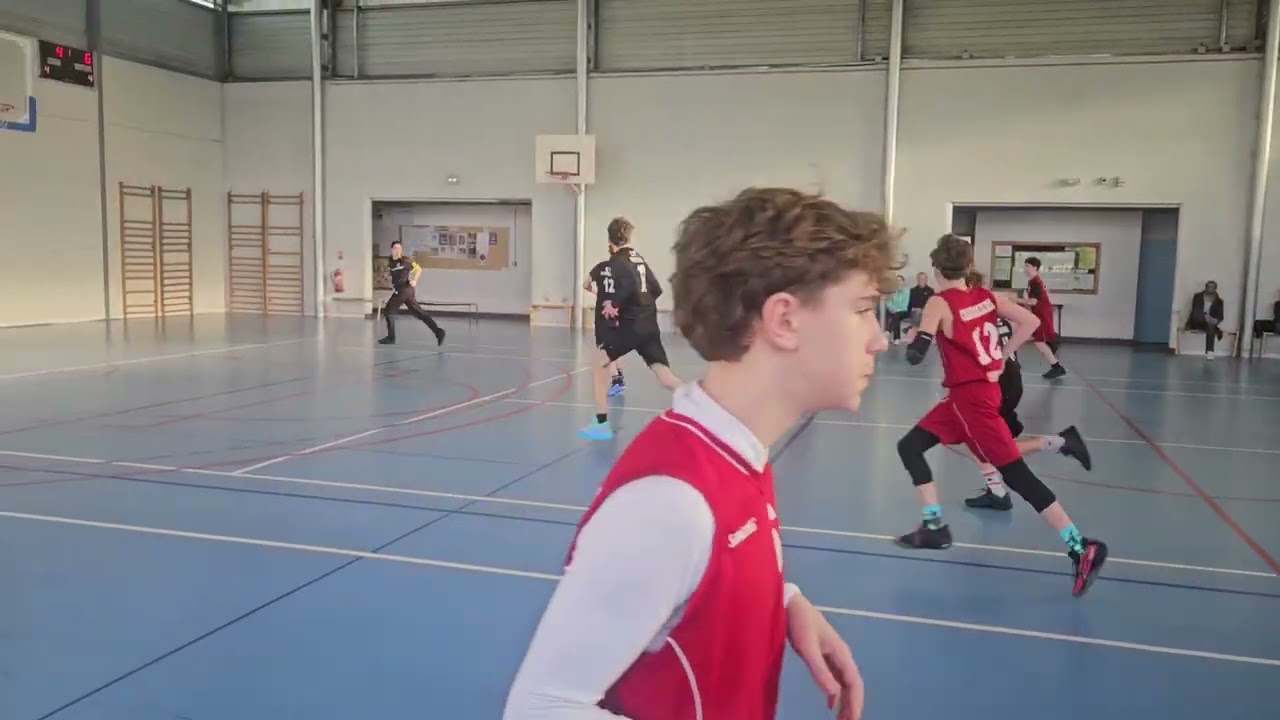 BASKET U15M2 / CTC du Bourbonnais 2VS Étoile de Chamalière Sayat 2